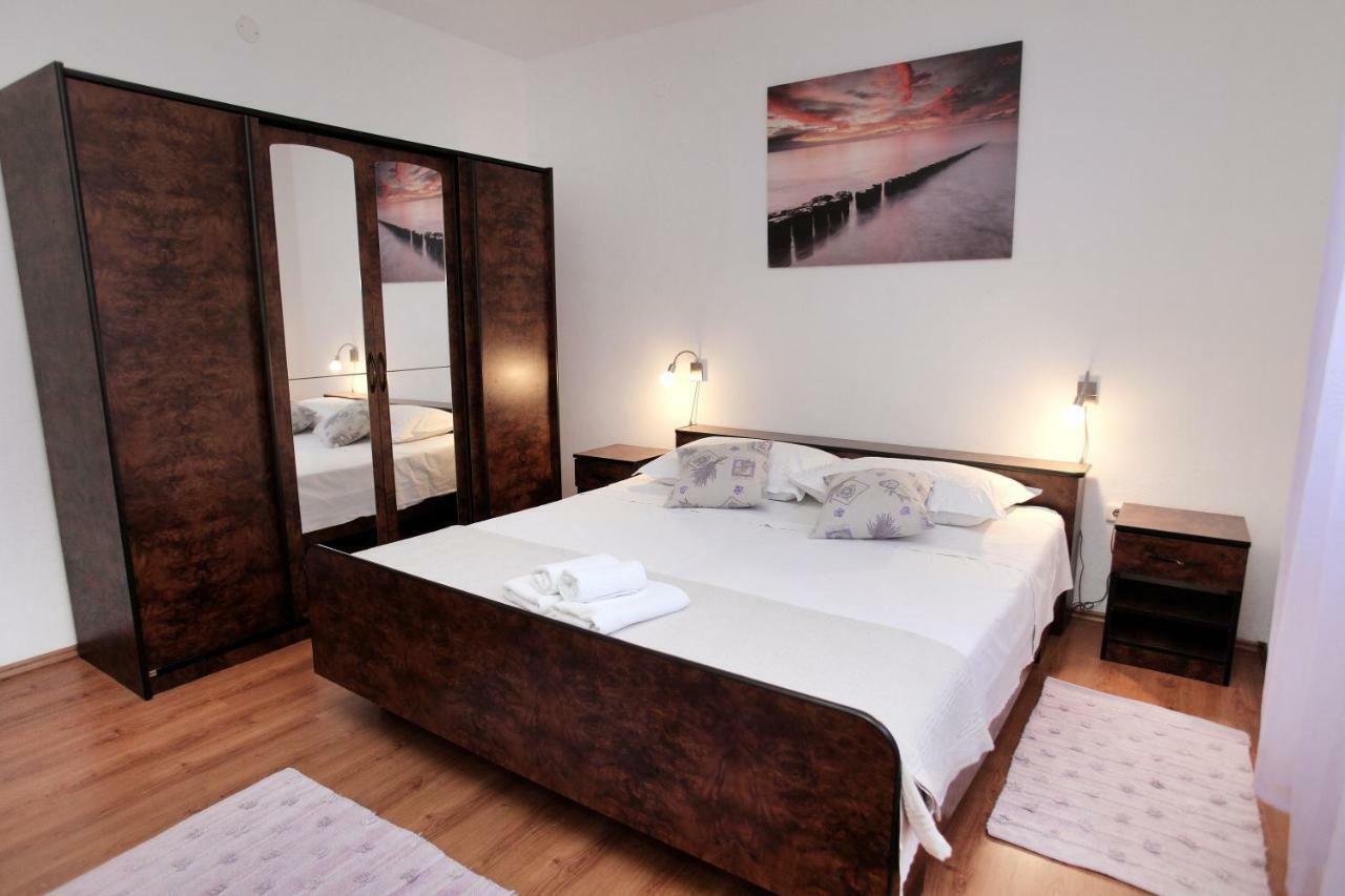 Apartman Tone Trogir Eksteriør bilde