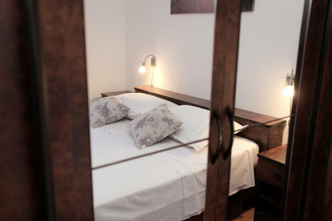 Apartman Tone Trogir Eksteriør bilde